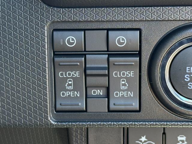 タント カスタムRSリミテッド【4WDターボ】【届出済み未使用車】 新品ナビ取付 バックカメラ 全方位カメラ ETC 追従型クルコン 両側電動スライド スマートキー シートヒーター ハーフレザー 純正アルミ コーナーセンサー 衝突軽減ブレーキ 横滑り防止 オートLED(6枚目)