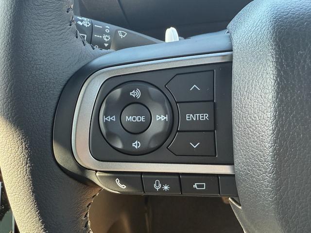 タント カスタムRSリミテッド【4WDターボ】【届出済み未使用車】 新品ナビ取付 バックカメラ 全方位カメラ ETC 追従型クルコン 両側電動スライド スマートキー シートヒーター ハーフレザー 純正アルミ コーナーセンサー 衝突軽減ブレーキ 横滑り防止 オートLED(33枚目)