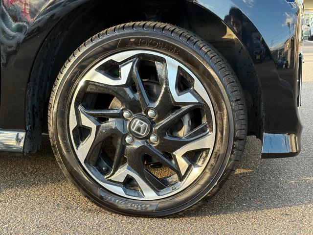 【純正１５インチアルミホイール】当社はダンロップ販売特約店です！夏タイヤを始めスタッドレスタイヤも季節に合わせてご案内致します。是非ご相談ください♪