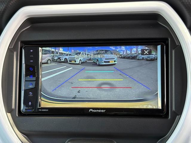 【バックカメラ】付で方向確認も安心です。狭い駐車場や後方確認しにくい場所で活躍します♪駐車が苦手な方にもオススメな便利機能です！