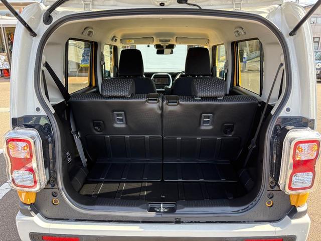 店内のキッズコーナーには人気ゲームやＤＶＤをご用意、ＴＶ・雑誌も取り揃えておりますので整備待ち時間でも退屈致しません♪各種お飲み物のご用意、お子様にはお菓子をプレゼントしております♪