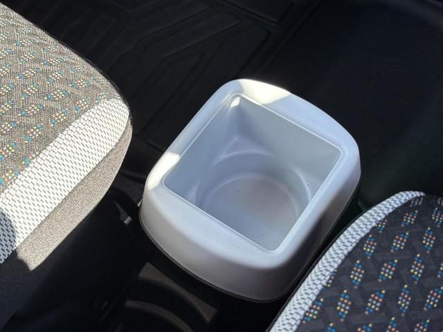 年２回オイル交換時のオイル代無料＆２４時間ロードサービスのケーユーカードや３年間のオイル交換無制限、定期点検整備代、消耗品の交換がセットになったメンテナンスパックなど、充実のアフターサービスをご提案♪