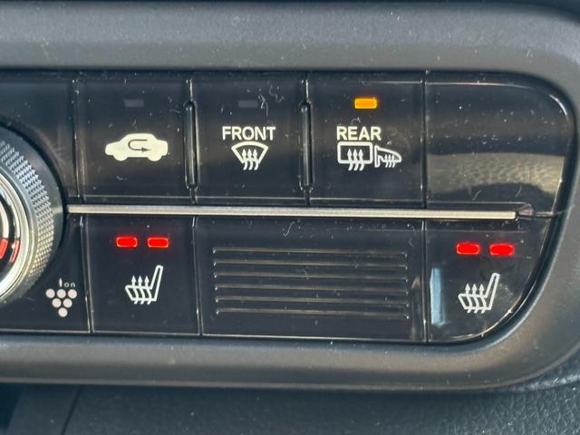 Ｎ－ＢＯＸカスタム Ｌ【４ＷＤ】【後期型】【純正９型ナビ】【ドライブレコーダー】　【衝突軽減＆レーンアシスト】コーナーセンサー　フルセグ　バックカメラ　Ｂｌｕｅｔｏｏｔｈ再生　シートヒーター　両側電動スライドドア　ＬＥＤヘッドライト　レーダークルコン　電動パーキングブレーキ（7枚目）