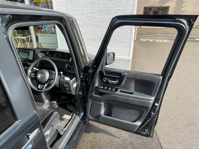 Ｎ－ＢＯＸカスタム Ｌ【４ＷＤ】【後期型】【純正９型ナビ】【ドライブレコーダー】　【衝突軽減＆レーンアシスト】コーナーセンサー　フルセグ　バックカメラ　Ｂｌｕｅｔｏｏｔｈ再生　シートヒーター　両側電動スライドドア　ＬＥＤヘッドライト　レーダークルコン　電動パーキングブレーキ（23枚目）