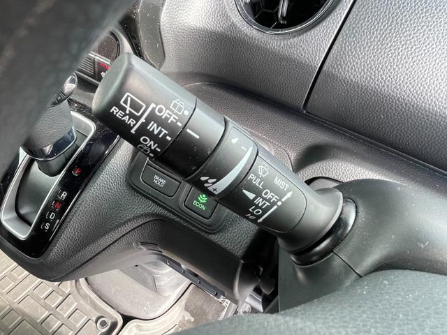 Ｎ－ＢＯＸカスタム Ｌ【４ＷＤ】【後期型】【純正９型ナビ】【ドライブレコーダー】　【衝突軽減＆レーンアシスト】コーナーセンサー　フルセグ　バックカメラ　Ｂｌｕｅｔｏｏｔｈ再生　シートヒーター　両側電動スライドドア　ＬＥＤヘッドライト　レーダークルコン　電動パーキングブレーキ（35枚目）