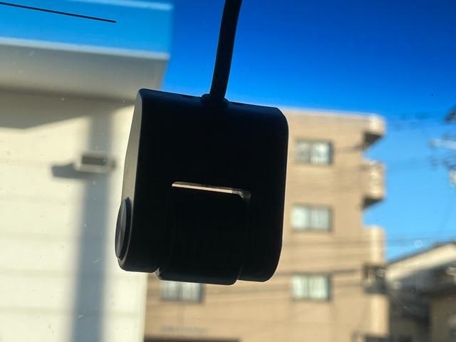 N-BOXカスタム G・EXターボホンダセンシング【4WD】 【禁煙車】 【冬タイヤ付】【純正8型ナビ】バックカメラ Bluetooth再生 ETC【衝突軽減&レーンアシスト】デジタルミラー型ドラレコ 両側電動スライド レーダークルコン コーナーセンサー シートヒーター(8枚目)