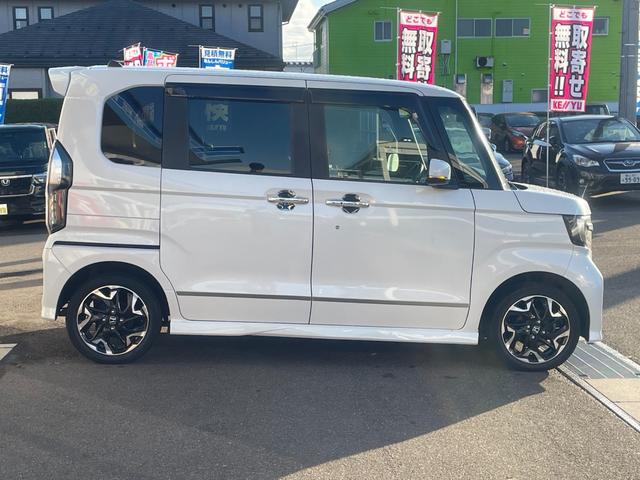 N-BOXカスタム G・EXターボホンダセンシング【4WD】 【禁煙車】 【冬タイヤ付】【純正8型ナビ】バックカメラ Bluetooth再生 ETC【衝突軽減&レーンアシスト】デジタルミラー型ドラレコ 両側電動スライド レーダークルコン コーナーセンサー シートヒーター(19枚目)