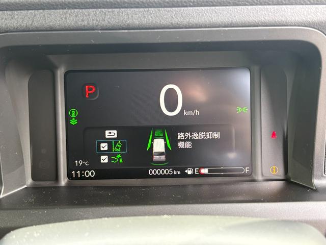 Ｎ－ＢＯＸカスタム ターボ【４ＷＤ】【届出済未使用車】【純正８インチナビ】　【衝突軽減＆レーンアシスト】レーダークルコン　両側電動スライドドア　コーナーセンサー　フルセグ　バックカメラ　Ｂｌｕｅｔｏｏｔｈ再生　シートヒーター　ハーブレザーシート　ＬＥＤオートライト　純正アルミ（33枚目）