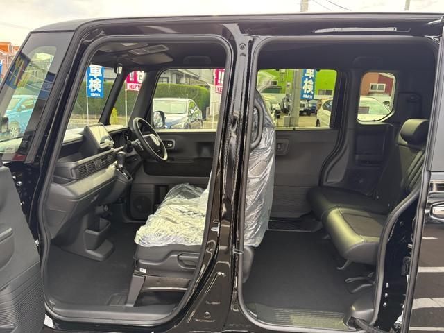 Ｎ－ＢＯＸカスタム ターボ【４ＷＤ】【届出済未使用車】【純正８インチナビ】　【衝突軽減＆レーンアシスト】レーダークルコン　両側電動スライドドア　コーナーセンサー　フルセグ　バックカメラ　Ｂｌｕｅｔｏｏｔｈ再生　シートヒーター　ハーブレザーシート　ＬＥＤオートライト　純正アルミ（27枚目）