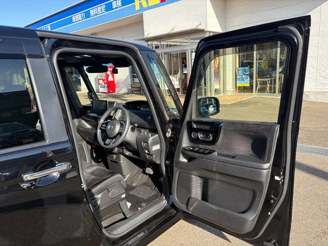 N-BOXカスタム L(25枚目)