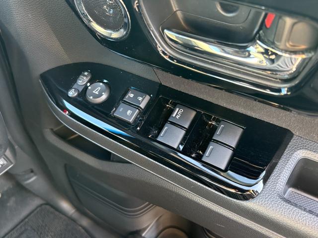 N-BOXカスタム L(44枚目)