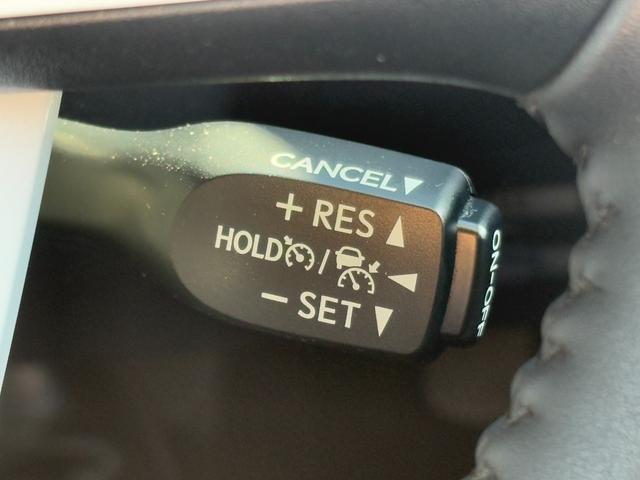 プリウス A【4WD】【禁煙車】【寒冷地仕様】【AC100V電源】 衝突軽減 ブラインドスポットモニター 純正ナビ バックカメラ Bluetooth再生 ETC コーナーセンサー ヘッドアップディスプレイ 追従クルコン LEDオートライト パーキングアシスト ドラレコ(10枚目)