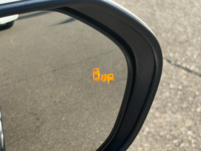 プリウス A【4WD】【禁煙車】【寒冷地仕様】【AC100V電源】 衝突軽減 ブラインドスポットモニター 純正ナビ バックカメラ Bluetooth再生 ETC コーナーセンサー ヘッドアップディスプレイ 追従クルコン LEDオートライト パーキングアシスト ドラレコ(11枚目)