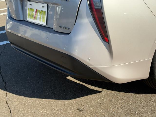 プリウス A【4WD】【禁煙車】【寒冷地仕様】【AC100V電源】 衝突軽減 ブラインドスポットモニター 純正ナビ バックカメラ Bluetooth再生 ETC コーナーセンサー ヘッドアップディスプレイ 追従クルコン LEDオートライト パーキングアシスト ドラレコ(13枚目)