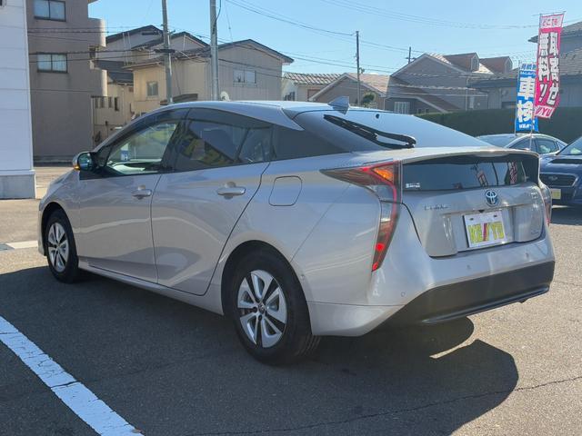 プリウス A【4WD】【禁煙車】【寒冷地仕様】【AC100V電源】 衝突軽減 ブラインドスポットモニター 純正ナビ バックカメラ Bluetooth再生 ETC コーナーセンサー ヘッドアップディスプレイ 追従クルコン LEDオートライト パーキングアシスト ドラレコ(57枚目)