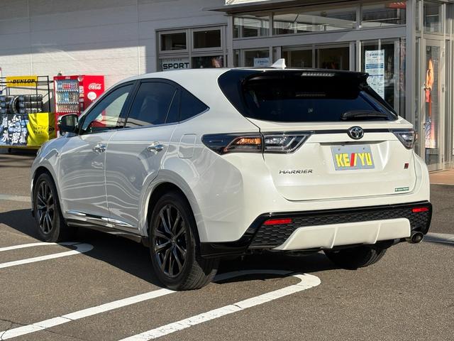 ハリアー エレガンス GRスポーツ【4WD】【禁煙車】【サンルーフ】 【大阪仕入れ】アルパイン9型ナビ フルセグ バックカメラ Bluetooth再生 ETC 衝突軽減&レーダークルコン レーンアシスト 電動ハーフレザーシート ブレーキホールド LEDオートライト(60枚目)