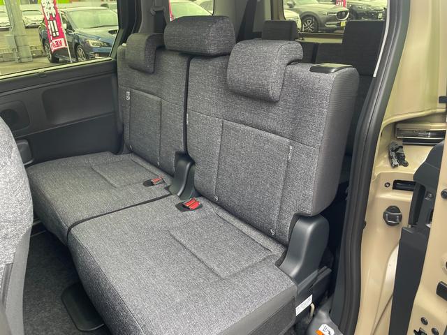 シエンタ ハイブリッドＺ【４ＷＤ】【登録済未使用車】【１０．５型ナビ】　寒冷地仕様　全方位カメラ　アドバンストパーク　ステア＆シートヒーター　天井サーキュレーター　フルセグ　スマホ連携　ＥＴＣ２．０　両側ハンズフリードア　１００Ｖ電源　前後ドラレコ　レーダークルコン（32枚目）