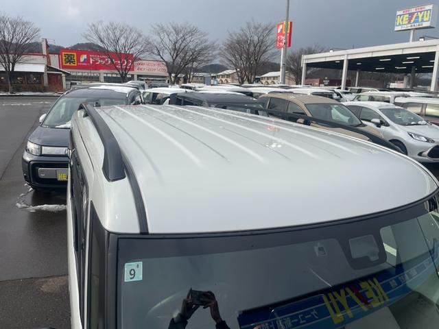 スペーシアギア ハイブリッドＸＺ　ターボ【４ＷＤ】【１オーナー禁煙車】　衝突軽減＆車線逸脱警報　全方位カメラ付８型ナビ　フルセグ　Ｂｌｕｅｔｏｏｔｈ再生　ＥＴＣ　シートヒーター　ヘッドアップディスプレイ　両側電動スライドドア　サーキュレーター　踏み間違い防止機能　クルコン（48枚目）