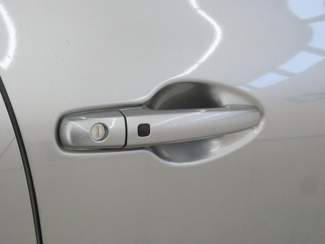 スイフト HYBRID RS ZC53S/ナビ・全方位カメラ・ETC ナビ・Bluetooth対応・ETC・全方位カメラ・キーレスプッシュスタート・フルオートエアコン・シートヒーター・衝突被害軽減サポート・アイドリングストップシステム(33枚目)