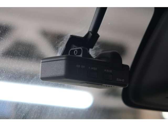 ｅＫスペースカスタム カスタムＴ　セーフティプラスエディション　禁煙　メモリーナビ　全方位カメラ　ＥＴＣ（4枚目）