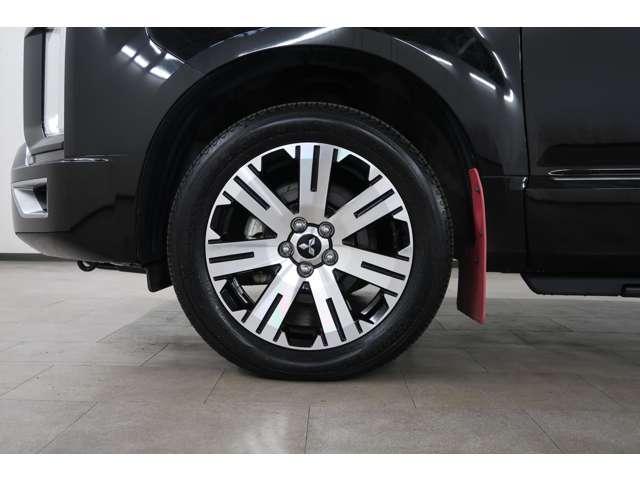 デリカＤ：５ Ｐ　８人乗　禁煙車　１０．１型ナビ　後席モニター（19枚目）