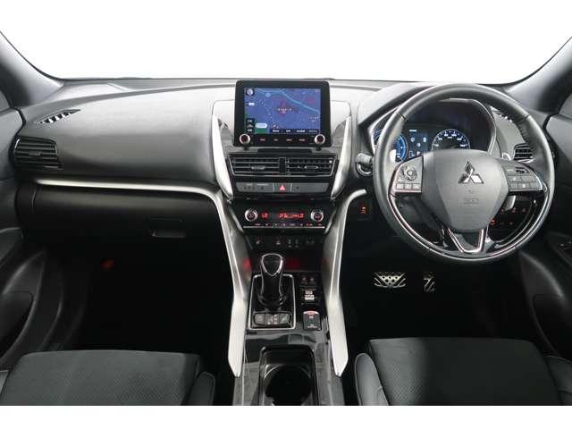 エクリプスクロスＰＨＥＶ Ｐ　禁煙　スマホ連携８型ナビ　電動サンルーフ（7枚目）