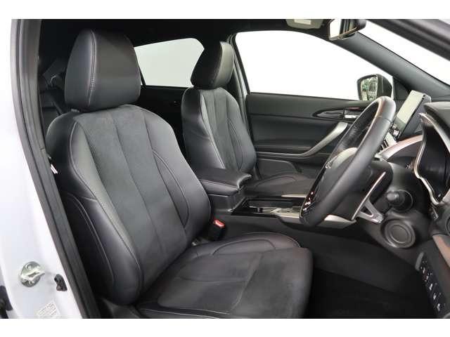 エクリプスクロスＰＨＥＶ Ｐ　禁煙　社有車　スマホ連携８型ナビ　フルセ（8枚目）
