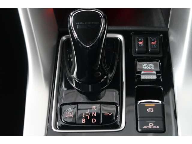 エクリプスクロスＰＨＥＶ Ｐ　禁煙　社有車　スマホ連携８型ナビ　フルセ（14枚目）