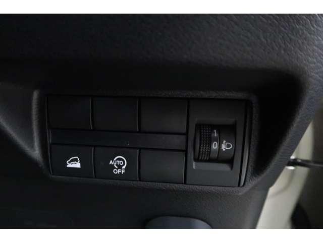 ｅＫクロス Ｔ　プレミアム　禁煙車　９型メモリーナビ　ＥＴＣ　ドラレコ（15枚目）
