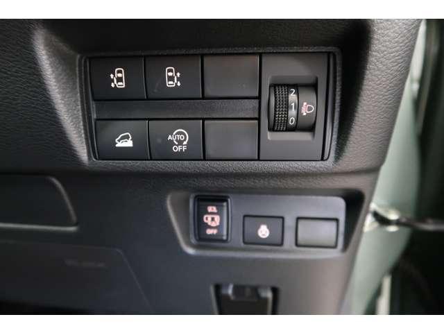 デリカミニ Ｔ　プレミアム　禁煙　社有車　９型ナビ　フルセグ　全方位（13枚目）