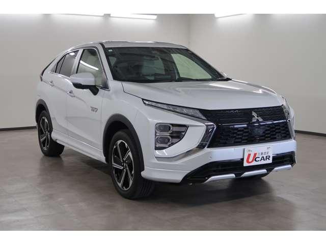 エクリプスクロスＰＨＥＶ Ｐ　禁煙車　スマホ連携ナビ　ライトグレー本革（5枚目）