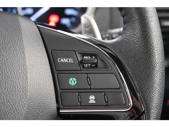 エクリプスクロスＰＨＥＶ Ｐ　禁煙車　社有車ＵＰ　スマホ連携８インチナビ（4枚目）