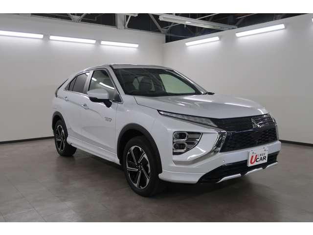 エクリプスクロスＰＨＥＶ Ｐ　禁煙車　社有車ＵＰ　スマホ連携８インチナビ（5枚目）