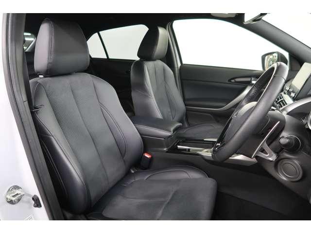 エクリプスクロスＰＨＥＶ Ｐ　禁煙車　社有車ＵＰ　スマホ連携８インチナビ（8枚目）