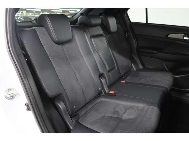 エクリプスクロスＰＨＥＶ Ｐ　禁煙車　社有車ＵＰ　スマホ連携８インチナビ（9枚目）