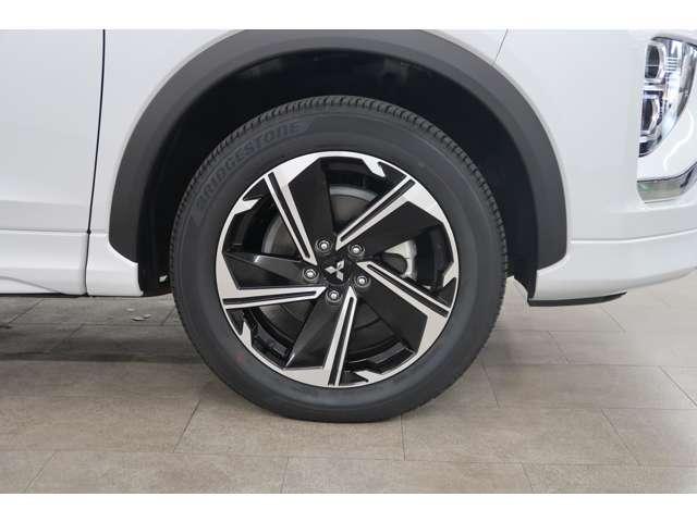エクリプスクロスＰＨＥＶ Ｐ　禁煙車　社有車ＵＰ　スマホ連携８インチナビ（19枚目）