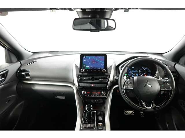 エクリプスクロスＰＨＥＶ Ｐ　禁煙　スマホ連携８型ナビ　電動サンルーフ（7枚目）