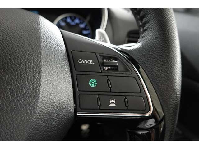エクリプスクロスＰＨＥＶ Ｐ　禁煙　スマホ連携８型ナビ　電動サンルーフ（16枚目）
