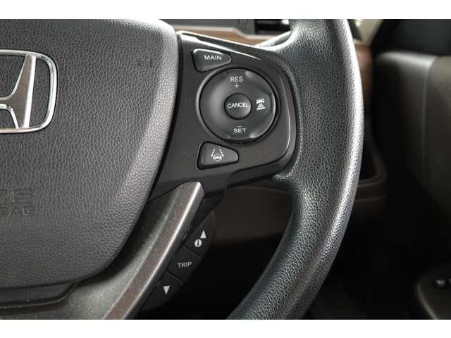 フリードハイブリッド ハイブリッド・Ｇホンダセンシング　２ＷＤ　６人乗り　禁煙車　メモリーナビ　ＥＴＣ（4枚目）