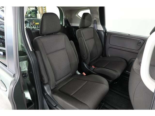 フリードハイブリッド ハイブリッド・Ｇホンダセンシング　２ＷＤ　６人乗り　禁煙車　メモリーナビ　ＥＴＣ（9枚目）