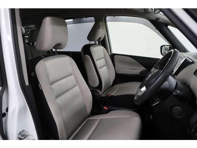 セレナ ハイウェイスターＶ　２ＷＤ　８人乗り　禁煙車　１０型ナビ＋後席モニ（8枚目）