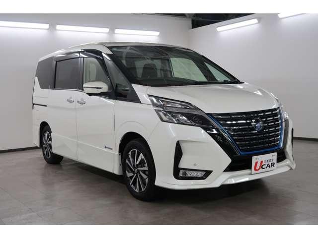 セレナ ｅ－パワー　ハイウェイスターＶ　７人乗り　禁煙車　１０型ナビ＋後席　両側電動（5枚目）