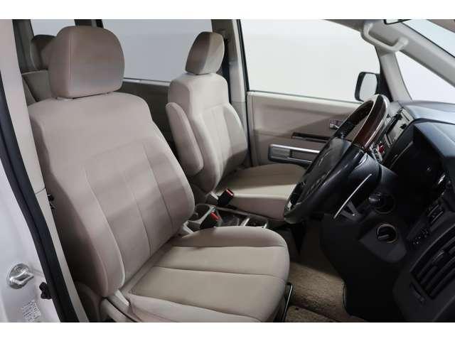 デリカD:5 D パワーパッケージ クリーンディーゼルターボ 8人乗り(8枚目)