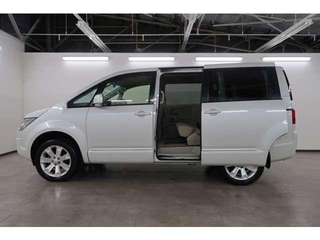 デリカD:5 D パワーパッケージ クリーンディーゼルターボ 8人乗り(18枚目)