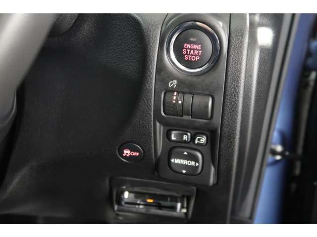 エクシーガクロスオーバー７ モダンスタイル　禁煙車　メモリーナビ　バックカメラ　ＥＴＣ（4枚目）