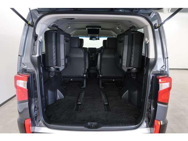 デリカＤ：５ Ｐ　７人　１０．１型ナビ＋後席モニター　本革シート（11枚目）