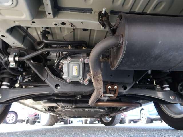 アウトランダーＰＨＥＶ Ｇ　パイオニアナビ　全周囲カメラ　電動シート（18枚目）