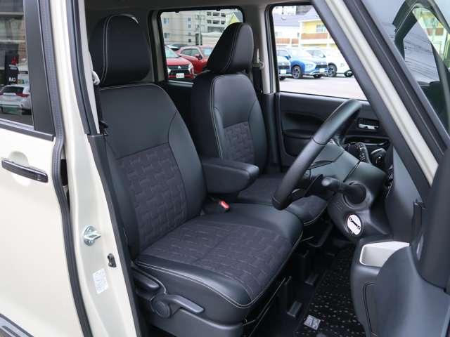 デリカミニ Ｔ　プレミアム　ターボ　９型純正ナビ　全周囲カメラ（7枚目）