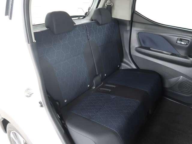 eKクロス T プレミアム 2WD ターボ車 マイパイロット(5枚目)