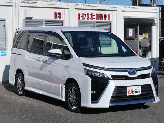 ヴォクシー ハイブリッドＺＳ　２ＷＤ　禁煙　ワンオーナー（5枚目）
